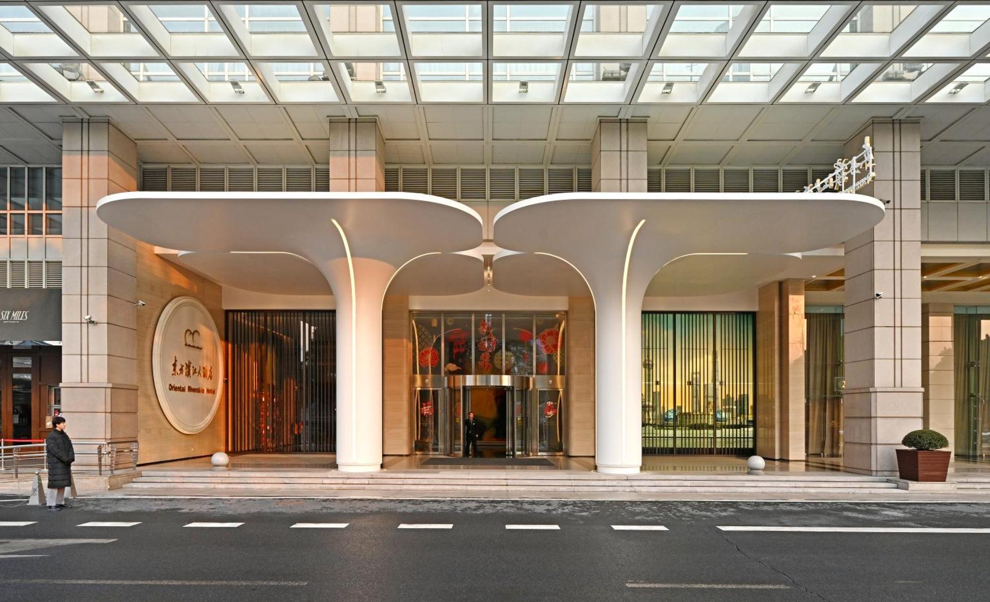 Oriental Riverside Bund View Hotel Xangai Exterior foto